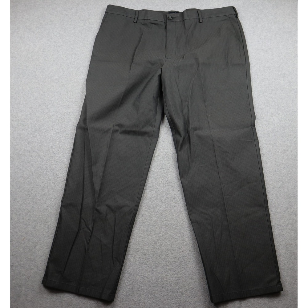 Dockers Pants Mens 42x32 Signature Khaki Classic Fit D3 Grey Herringbone Chino